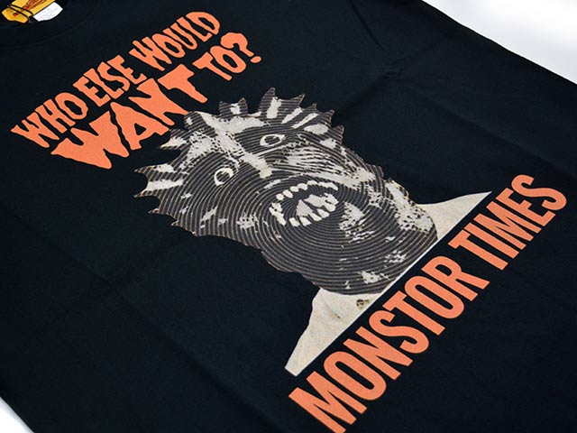 ��2����MONSTOR TIMES/��󥹥ȥ������ॺ��2025SS��MONSTOR GREETING Tee��WHO ELSE WOULD WANT TO?�� /��󥹥ȥ����꡼�ƥ���Tee��WHO ELSE WOULD WANT TO?�ɡ�(25SS-MT-003)