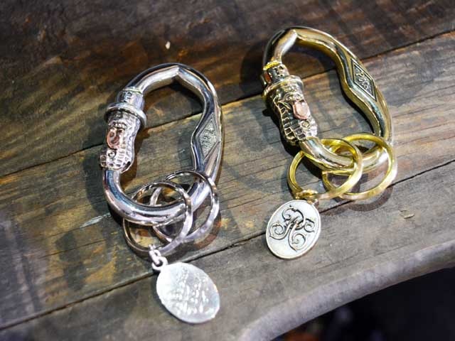 Peanuts&Co/ピーナッツカンパニー】「Bero Peanuts Carabiner/ベロ