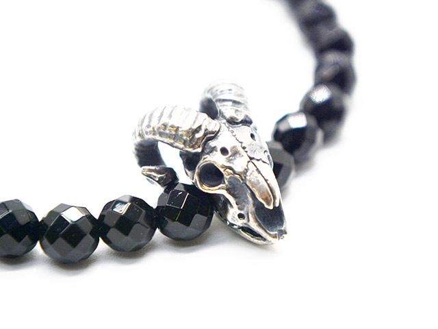 ��MAD CULT/�ޥåɥ���ȡۡ�Sheep Skull Stone Bracelet��Cut Onyx��/�����ץ����륹�ȡ���֥쥹��åȡɥ��åȥ��˥����ɡ�(SB-21)