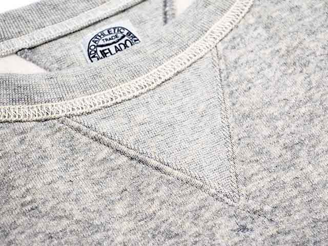 ��JELADO��ATHLETIC BRAND��/�����顼�ɡɥ�������å��֥��ɡɡ�2023AW��Champs Sweat Shirts"2 Tone"/�����ץ��������åȥ����"2�ȡ���"��(AB82250)(The 2 Monkeys/�ȥ�����󥭡���/���ᥫ��/WOLF PACK/����եѥå�)