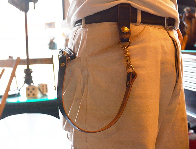 ��TISS CUSTOM LEATHERS/�ƥ�����������쥶�����ۡ�Teacore Wallet Cord��Brass��/��ĥ�����åȥ����ɡɥ֥饹�ɡ�