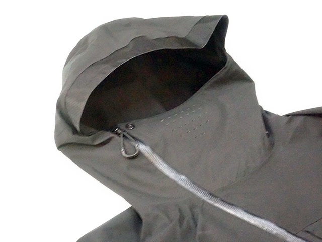 COMFY OUTDOOR GARMENT スラッシュシェルコエグジスト CMF OUTDOOR GARMENT [コムフィアウトドアガーメント] SLASH