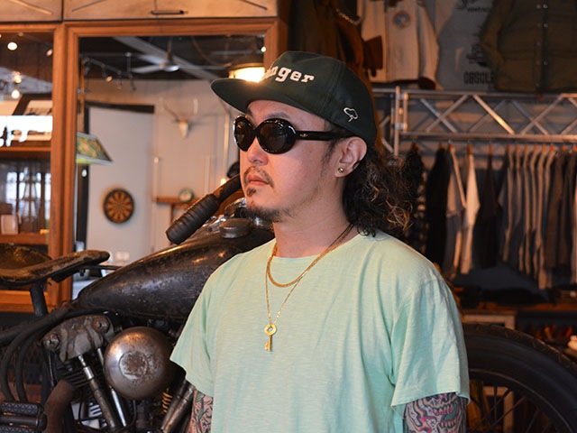 ��The Ampal Creative/�� ����ѥ륯�ꥨ���ƥ��֡ۡ�Danger Snap Back/�ǥ󥸥㡼���ʥåץХå���