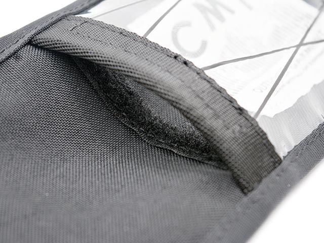 ��3����COMFY OUTDOOR GARMENT/����ե��������ȥɥ��������ȡ�2023FW��Coin Case Smooth Nylon/�����󥱡������ࡼ���ʥ������(CMF2302-AC26)(CMF/���ᥫ��/�����ȥɥ�/�л�/������/�ϡ��졼/�ۥåȥ��å�/WOLF PACK/����եѥå�)