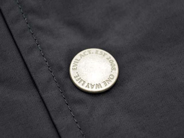 3EVILACT/֥륢ȡ2025AWFlag Wind Breaker/եåɥ֥졼(EA25-ACT2-J01)