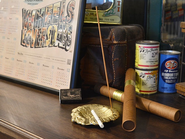 ��DRESS HIPPY/�ɥ쥹�ҥåԡ��ۡ�Incense Tray/���󥻥󥹥ȥ쥤��