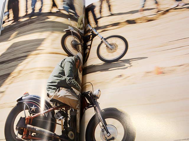 ��CHIRIHAMA SANDFLATS/��Τ�ͥ���ɥե�åġۡ�BEACH RACING CHRONICLE/�ӡ����졼���󥰥����˥����