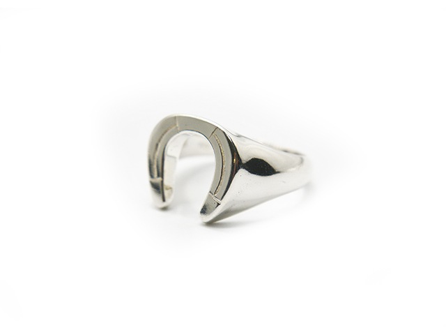 ��BILTBUCK by ATTRACTIONS/�ӥ�ȥХå��Х����ȥ饯����󥺡ۡ�Horseshoe Ring/�ۡ������塼��󥰡�(BS0007)