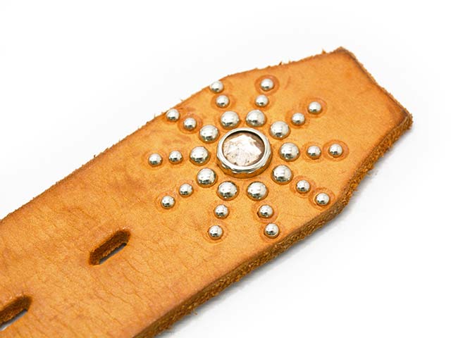 ��HTC(Hollywood Trading Company)/�������ƥ�������(�ϥꥦ�åɥȥ졼�ǥ��󥰥���ѥˡ�)�ۡ�Leather Studs Belt"Overlay Peanuts Snake��/�쥶�������å��٥�ȡɥ����С��쥤�ԡ��ʥåĥ��͡����ɡ�
