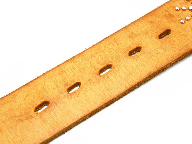 ��HTC(Hollywood Trading Company)/�������ƥ�������(�ϥꥦ�åɥȥ졼�ǥ��󥰥���ѥˡ�)�ۡ�Leather Studs Belt"Overlay Peanuts Snake��/�쥶�������å��٥�ȡɥ����С��쥤�ԡ��ʥåĥ��͡����ɡ�