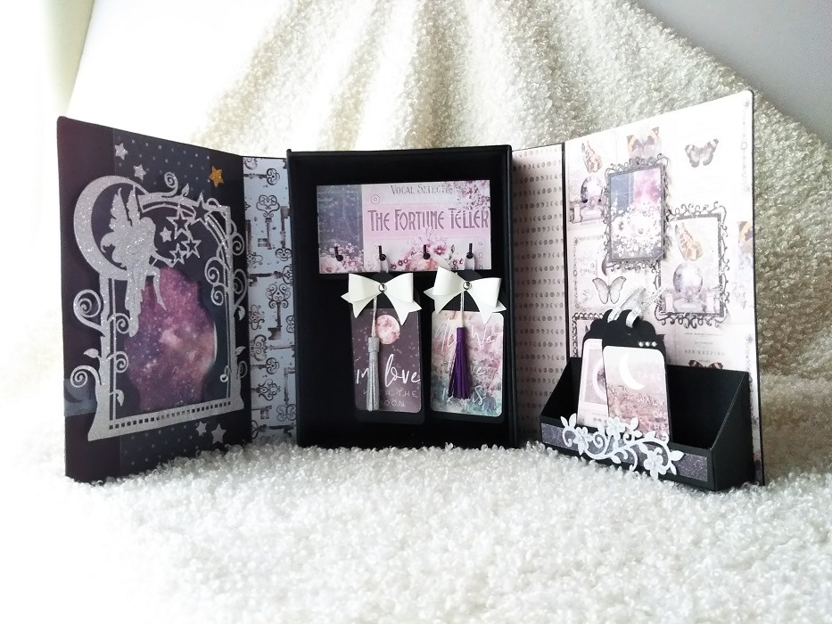 追加開催決定 11月07日 土 開催分 スクラップブッキング教室 落合才子先生 大人可愛いstarrynight Box 三鷹店クラフト教室チケット 年開催分 クラフト スクラップブッキングに ダイとダイカットマシンの専門店 ワンダーハウス オフィシャルショップ