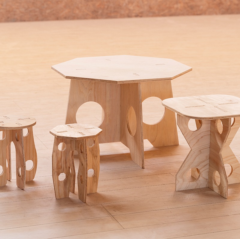 スツール（オクタゴン）の商品イメージ