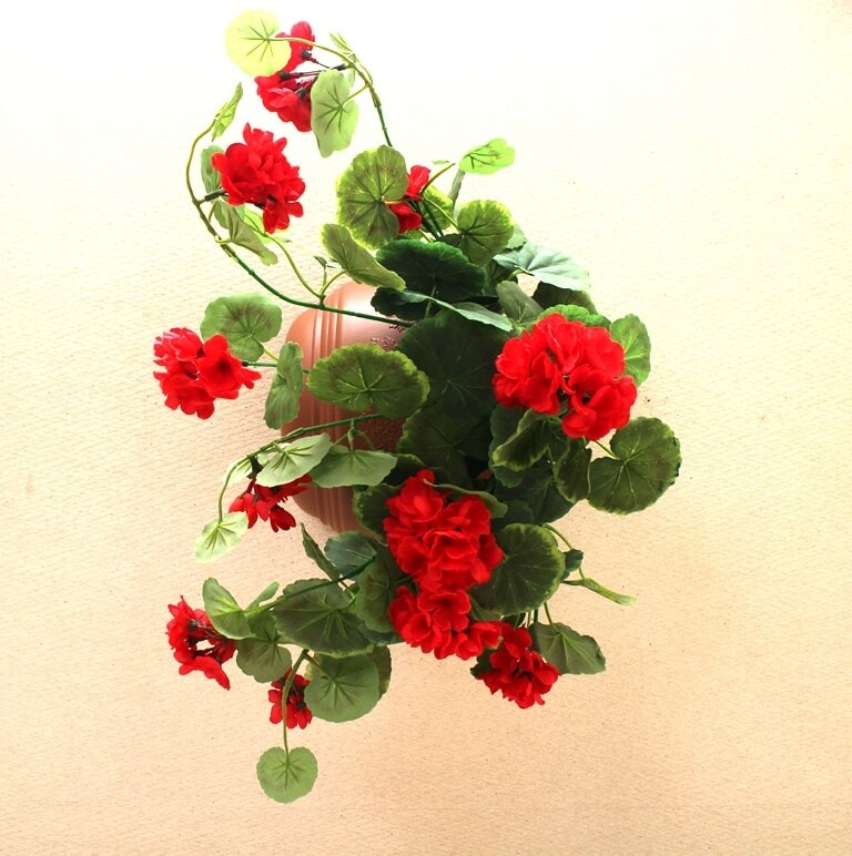 【造花 人工観葉植物】【ゼラニューム壁掛】【触媒加工品】【￥3980】