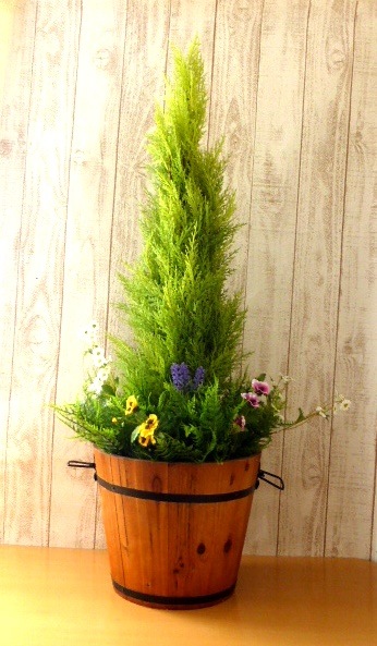 人気ゴールドクレストウッドプランター【送料無料】【人工観葉植物】【触媒加工】【消臭・・抗ウイルス・防菌】【お手入れ不要】【パンジー】【可愛い】【造花】【屋外対応】