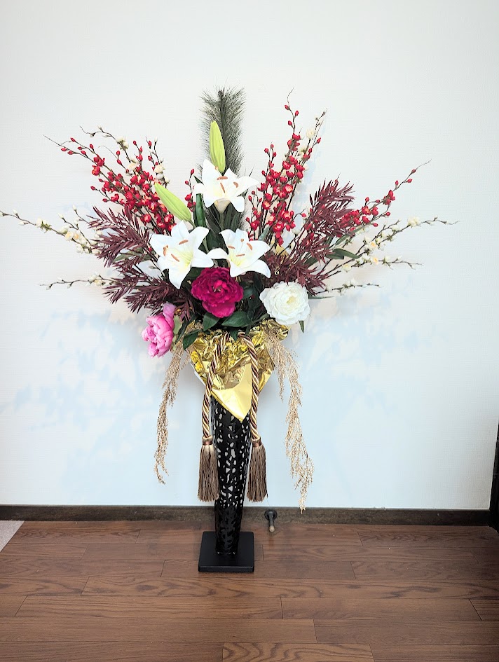 造花 お正月アレンジ 迎春用 スタンドフラワー 開店花 お祝い花 店舗デイスプレイ 梅松