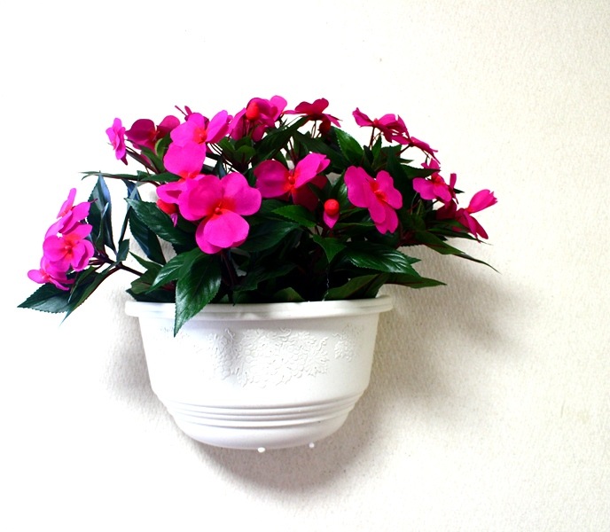 本物と見間違う美しさ 良質 インパチェンス 造花壁掛け 4980円 送料無料 高品質 シルクフラワー 【造花プランター】【人工観葉植物】【壁掛タイプ・置きタイプお選び下さい】【送料無料】