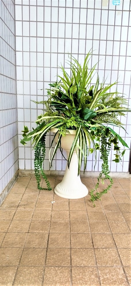 【人工観葉植物】【ミックスグリーンプランター】【屋外使用可】【送料無料】