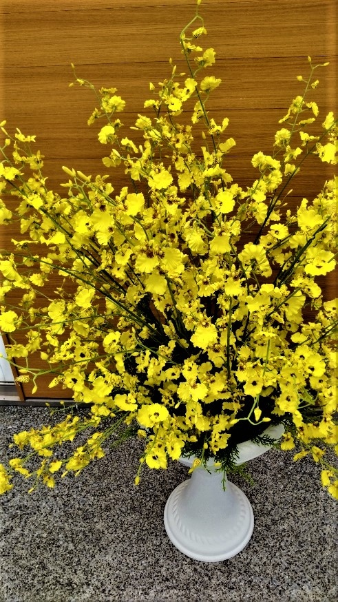 【造花アレンジフラワー】【大型アレンジ】【オンシジュームアレンジ】【黄色カラーは風水カラー　金運　幸運カラー】【送料無料】【高さ100ｃｍ】【触媒加工済】