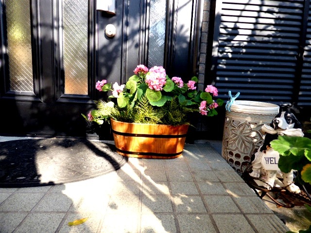 【ゼラニューム】人工観葉植物【ゼラニュームプランター】【造花】【触媒加工】【フェイクグリーン】【オフィスグリーン】【送料込み】【2色よりお選びください】