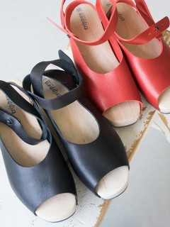 【SALE 30%OFF】trippen(トリッペン) 【サンドペーパー付属】オリノコ アンクルストラップ ウッドサンダル / レザーサンダル / シューズ [ORINOCO]【付属品あり】 セール