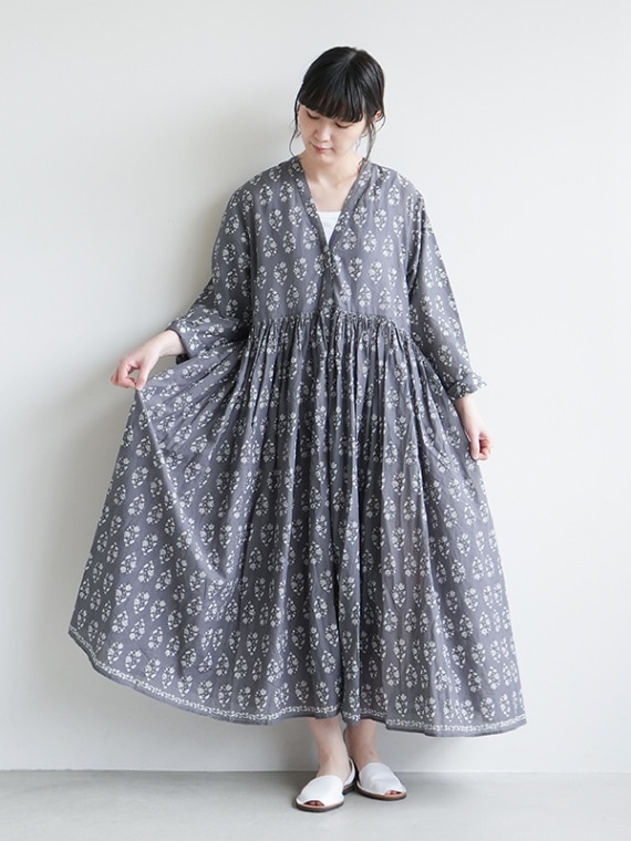 【50%OFF】[INMDS23054]maison de soil（メゾンドソイル）80'SVOILE LARGE FLOWER BLOCK PRINT RAJASTHAN TUCK GATHERED WRAP DRESS