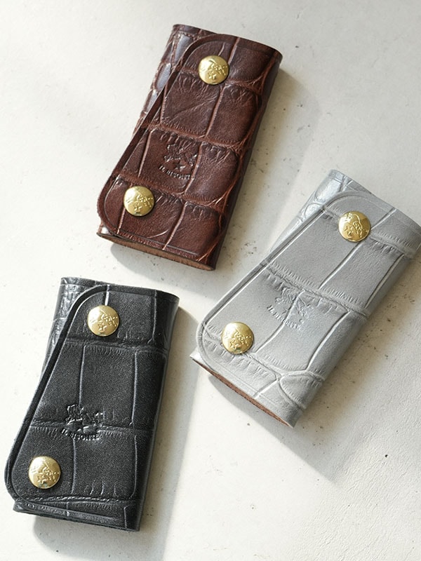 ◇【国内正規販売店】[54232305951] IL BISONTE(イルビゾンテ)キーケース クロコ エンボスドレザー