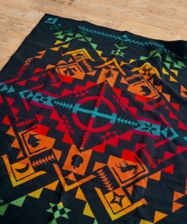 [4476-5519]PENDLETON(ペンドルトン) SHARED SPIRITS BLANKET シェアードスピリットブランケット 毛布 ひざ掛け
