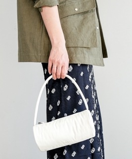 【SALE 50%OFF】[13WGB251308]emmi(エミ)ナイロンチューブミニバッグ セール