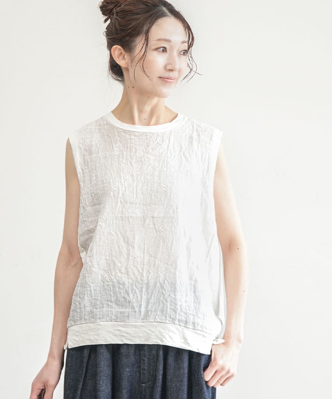 [P91547]prit(プリット) 別注カラーあり 18/1綿麻ムラ糸天竺×60/1リネンガーベラ刺繍 切替プルオーバーベスト レディース トップス