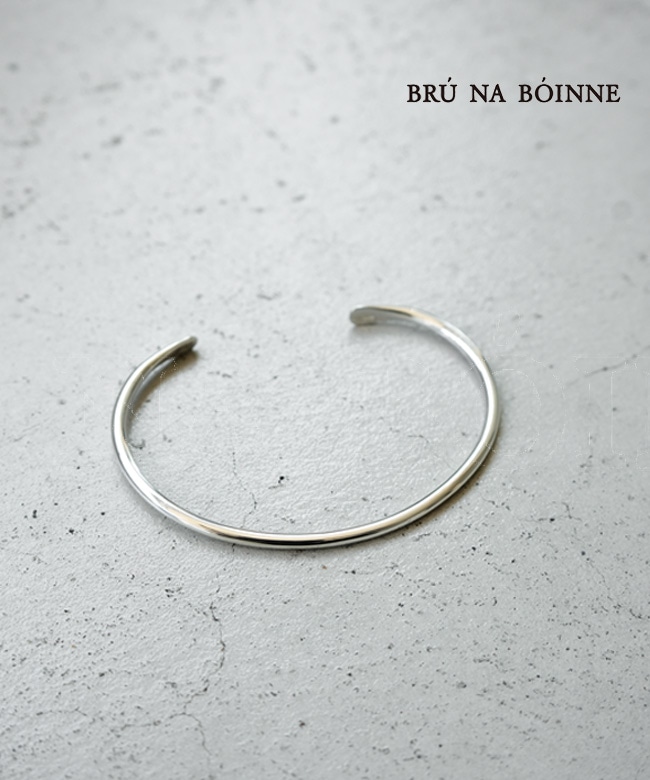 BRU NA BOINNE(ブルーナボイン) ソーラスバングル ナロー メンズ