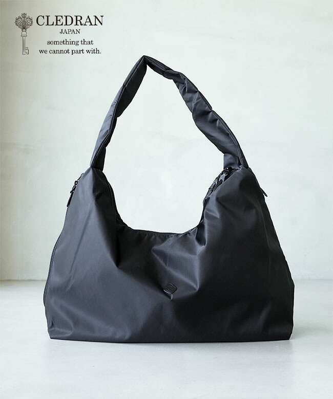 クレドランナイロンブラック　ショルダーバック新品・未使用品・タグ付き CLEDRAN(クレドラン)FORI SIDE ZIP POCKET SHOULDER リサイクル