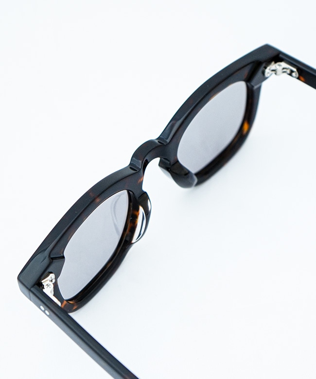 Few by NEW. F6/46 サングラス ブラック 人気モデル NEW. | 【Few by NEW.】 F6/46 C-1（Black） サングラス | 正規取扱い