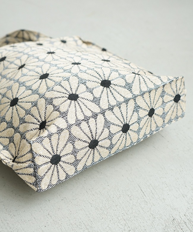 BINDU(ビンドゥ)CUP FLOWER JACQUAARD REVERSE TOTE カップフラワー