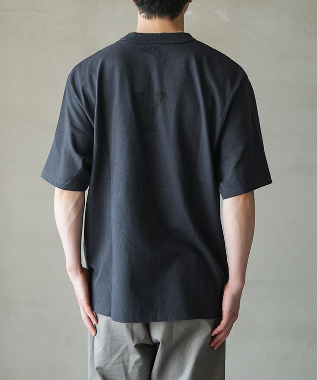 blurhms ROOTSTOCK(ブラームスルーツストック) ALE-Y 88/12 Print Tee
