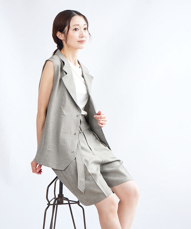 SALE 50%OFF】MIDIUMISOLID(ミディウミソリッド) テーラードジレ