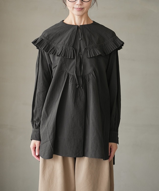 ◎当日発送可能【新品タグ付き】コトゥー　たっぷりフリル 　セレモニー TB25302] tumugu(ツムグ) ふわふわコットン フリルフードプルオーバー