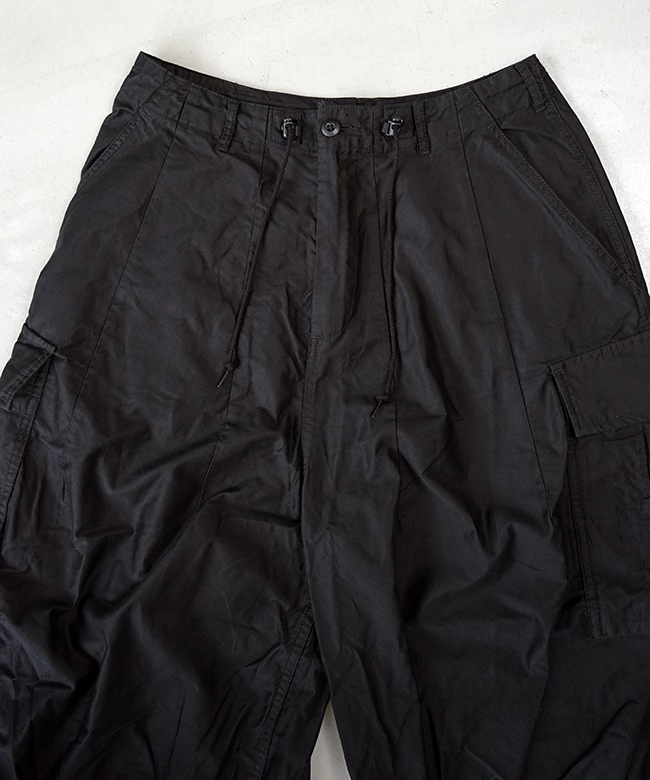 needles カーゴパンツ 黒 NEEDLESのブラック H.D. カーゴパンツがセール中