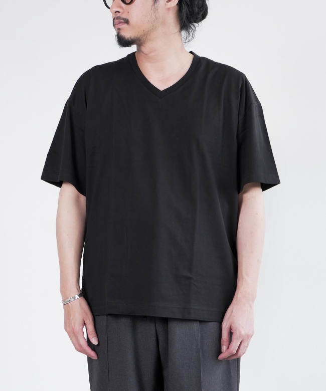 SALE 50%OFF】[2405P]GICIPI(ジチピ) OSTRICA オーストリカ Vネック