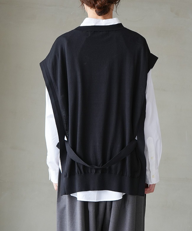ミディウミ Midi Umi ベスト SALE 50%OFF】Midi Umi(ミディウミ)キルティングリバーシブルベスト