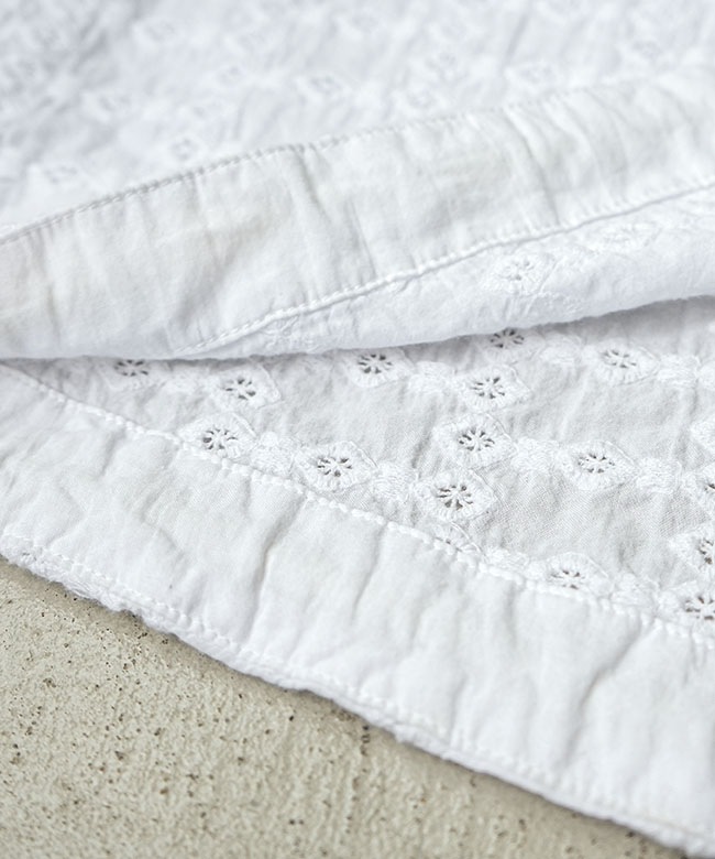 SALE 30%OFF】◇SOLAMONAT LARME(ソラモナラーム) 刺繍レースフーディ