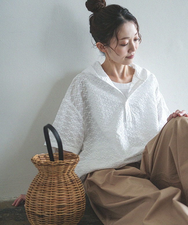 ◇SOLAMONAT LARME(ソラモナラーム) 刺繍レースフーディ トップス プル