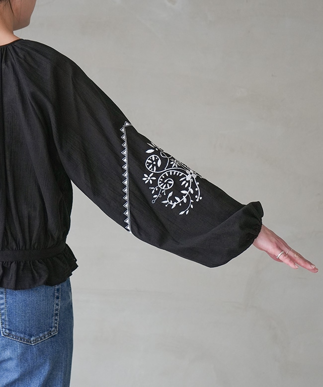 THE SHINZONE(ザ・シンゾーン)EMBROIDERED BLOUSE エンブロイダード