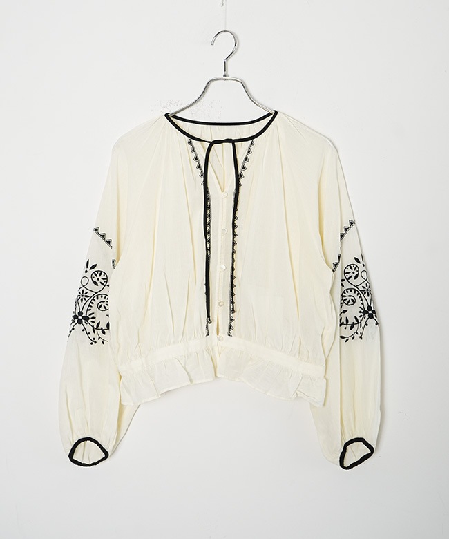 THE SHINZONE(ザ・シンゾーン)EMBROIDERED BLOUSE エンブロイダード