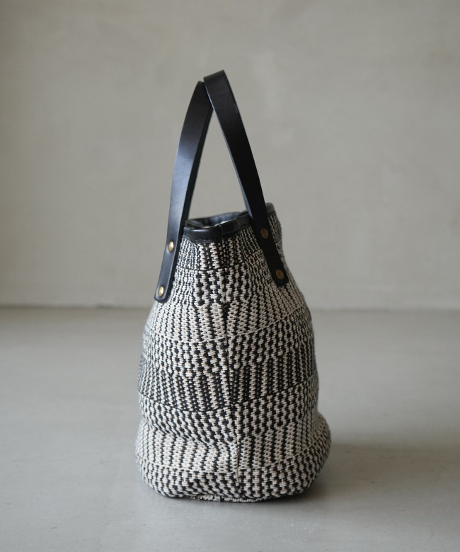 【未使用】CLEDRAN クレドランHAND＆WORK WIDE TOTE　白黒 HAND＆WORK WIDE TOTE - CLEDRAN ONLINE STORE