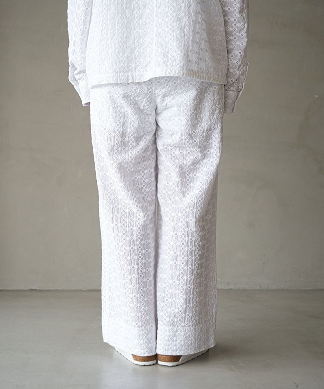 SALE 20%OFF】◇SOLAMONAT LARME(ソラモナラーム) 刺繍レースパンツ