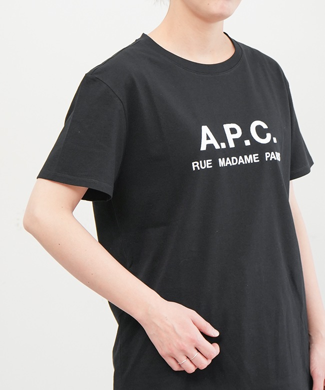 A.P.C. / RUE MADAME ロゴ刺繍クルーネックTシャツブラックM Brilla per il gusto（ブリッラ ペル イル グスト）A.P.C. / RUE