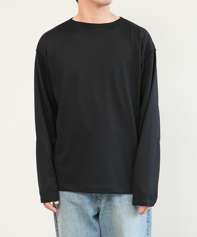 【美品】caledoor カレドアー　メリノ長袖カットソー ロンT ウール 黒 6021-1204]Caledoor(カレドアー) Merino Wool Long-Sleeve T