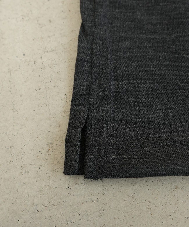 6021-1204]Caledoor(カレドアー) Merino Wool Long-Sleeve T