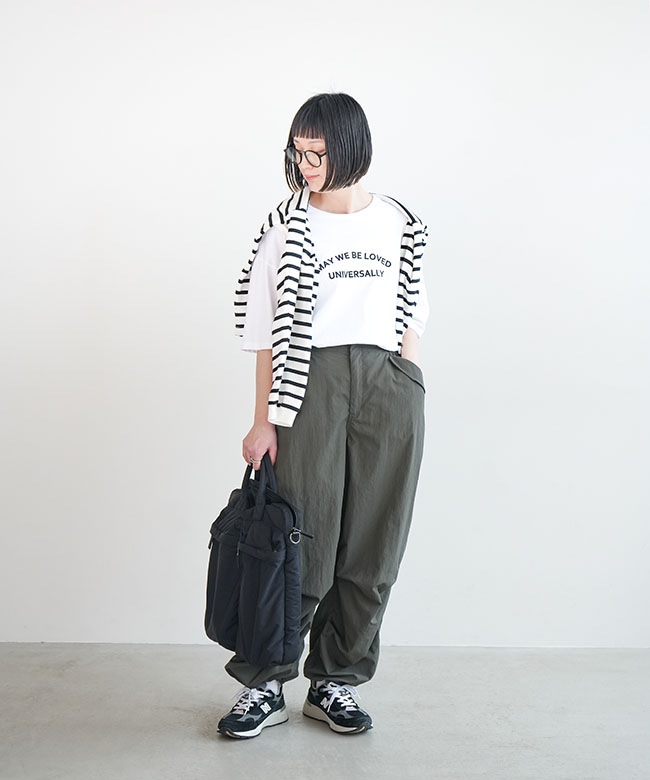 新品タグ付】solamonat pocheナイロンキャンバスパンツ黒
