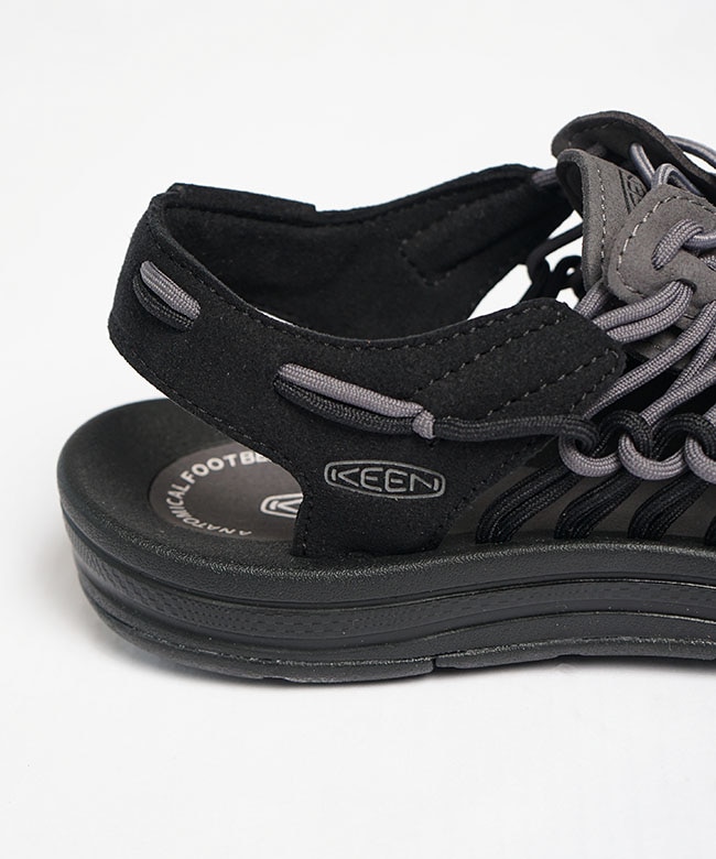 極美品 KEEN キーン UNEEK ユニーク マグネット/ブラック 27cm 楽天市場】キーン ユニーク マグネットの通販